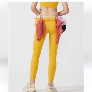 Outdoor Voices 7/8 Snacks Leggings in Cider S